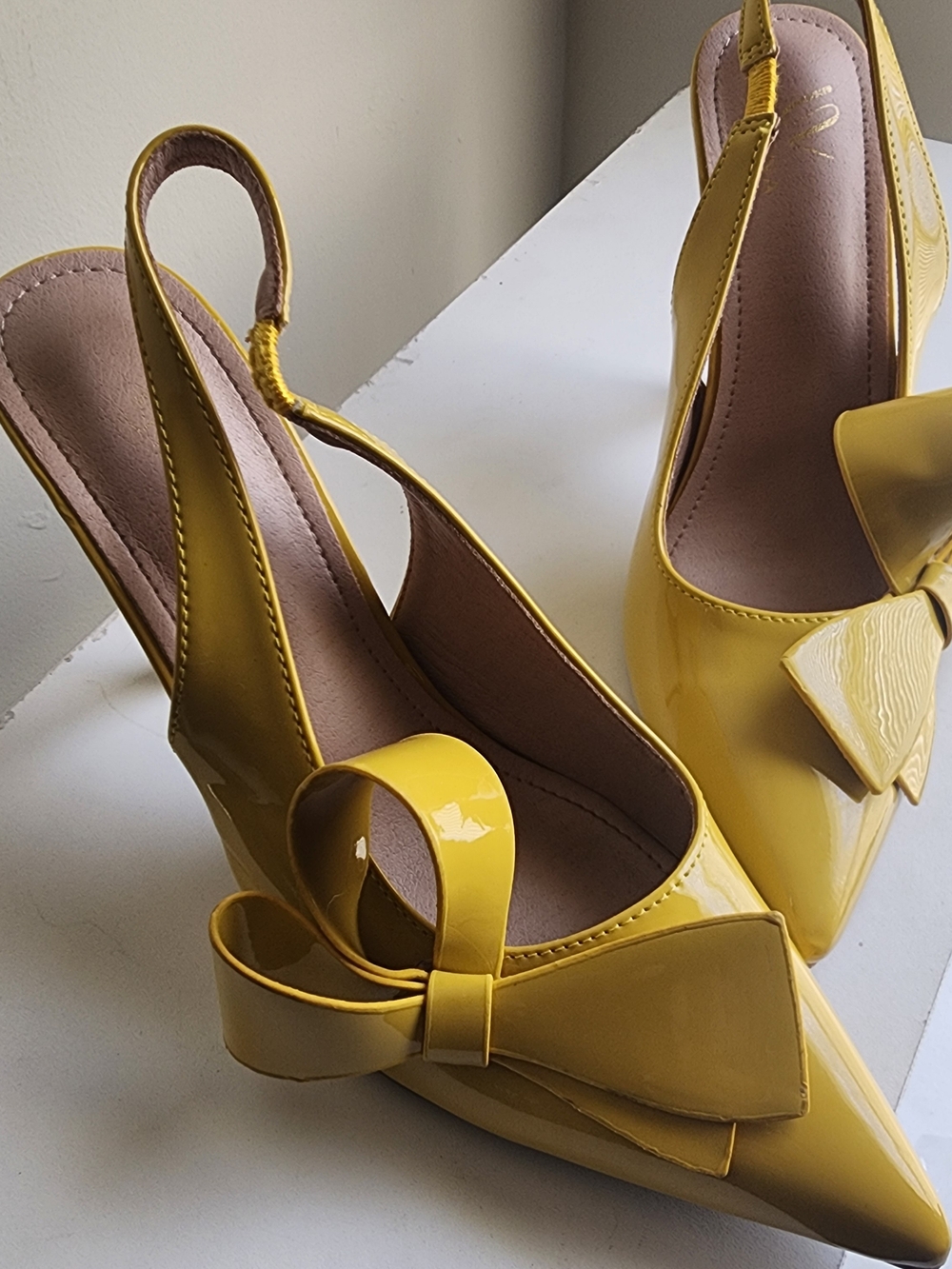 Yellow Patent Pointed-Toe Slingback Heels with Bow